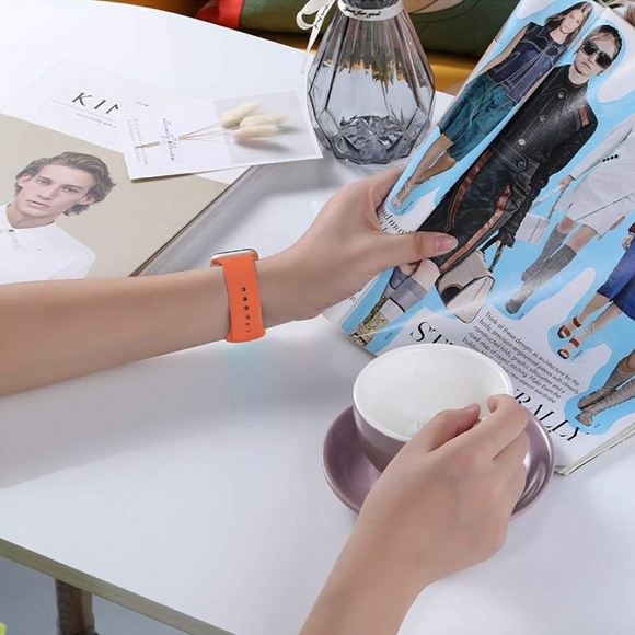 Apple Watch Band 40mm Silicone 42mm band 44mm band 45mm band 49mm band 38mm 44mm - Picture 2 of 3